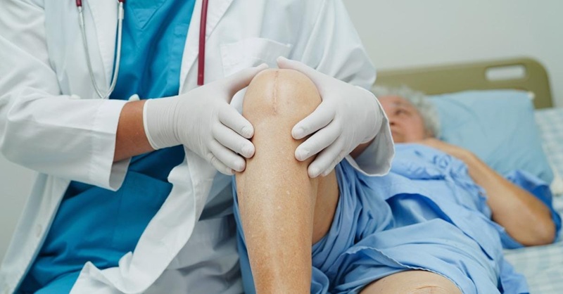 مدت زمان استراحت مطلق پس از تعویض مفصل زانو چقدر است؟